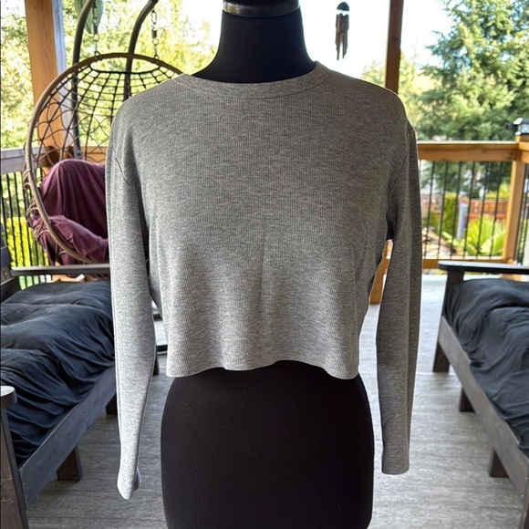 Sunday Best | Crop Long Sleeve - Picture 1 of 6